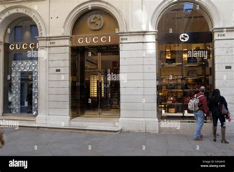 gucci outlet italy shop online|gucci factory in italy.